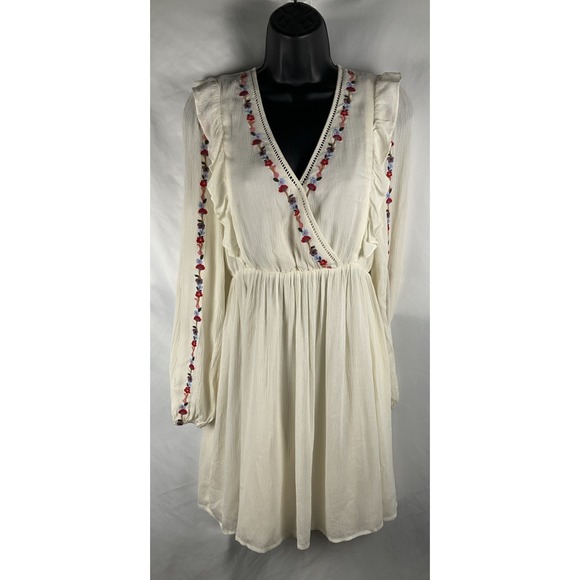 Sugarlips Dresses & Skirts - Sugar Lips Women's Size XS Ivory Boho Embroidered Balloon Sleeve Dress